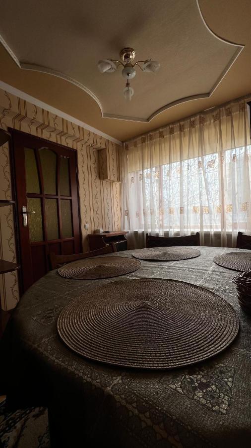 Apartment просторі та комфортні «д.і.м.» Kamianets-Podilskyi